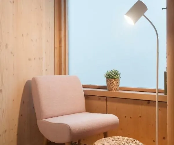 Apartment Near Metro Station